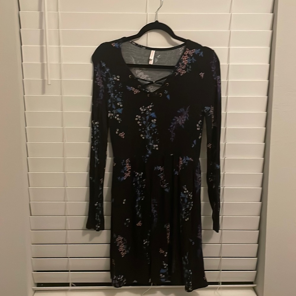 Brand new never worn floral midi dress